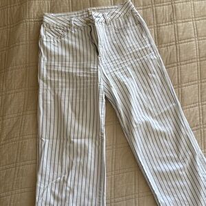 DL1961 White Jeans with Navy Pinstripe Waistband